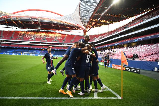 库里29分字母23分 勇士大胜35分终结雄鹿6连胜